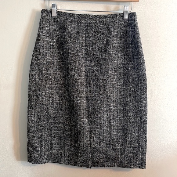 Chadwicks of Boston Skirt and Blazer Set - Picture 9 of 16